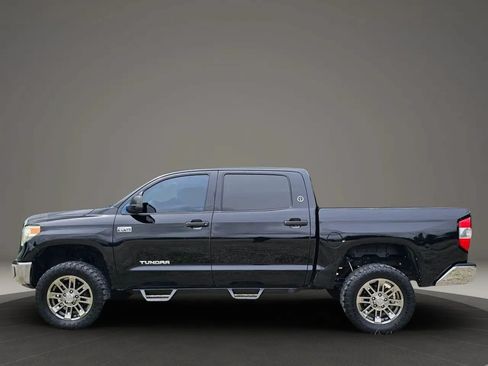 Used 2014 Toyota Tundra SR5 w/ SR5 Upgrade Package AWD/4WD image 4