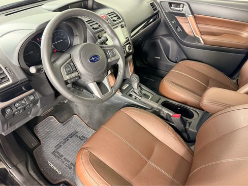 Used 2018 Subaru Forester 2.5i Touring w/ Popular Package #2 AWD/4WD image 10