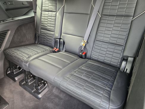 Used 2024 Cadillac Escalade Sport Platinum image 35