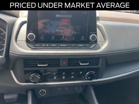 Used 2023 Nissan Rogue S AWD/4WD image 15