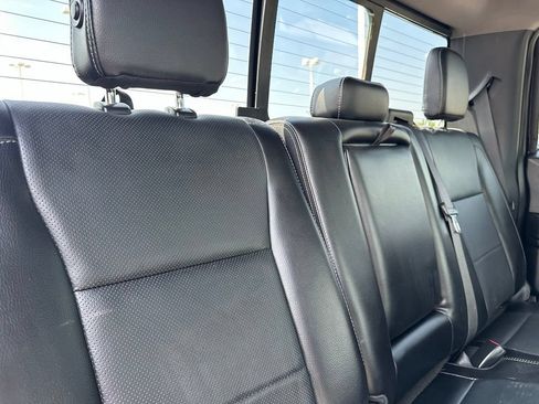 Used 2017 Ford F250 Lariat w/ Lariat Value Package AWD/4WD image 29