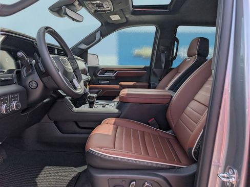 New 2026 GMC Sierra 1500 Denali Ultimate AWD/4WD image 17