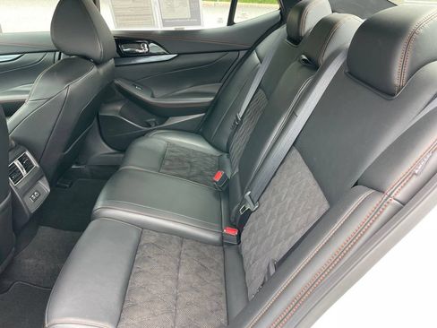 Certified 2023 Nissan Maxima SR w/ Sport Mat Group FWD image 8