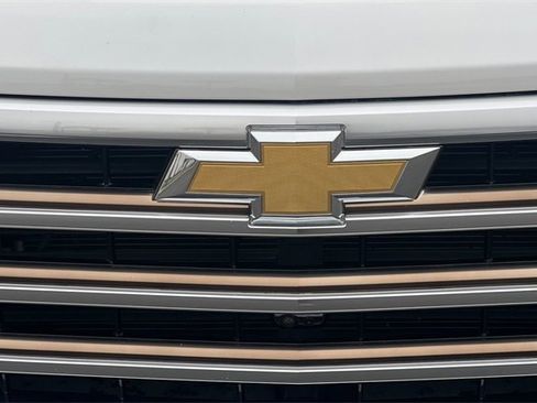 Used 2022 Chevrolet Silverado 1500 High Country w/ High Country Premium Package image 39