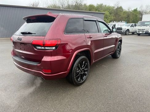 Used 2020 Jeep Grand Cherokee Altitude AWD/4WD image 6