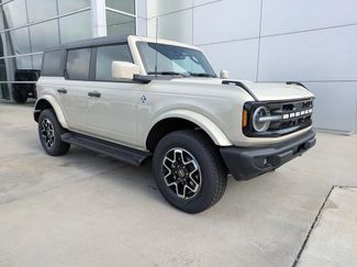 New 2026 Ford Bronco Outer Banks video 2