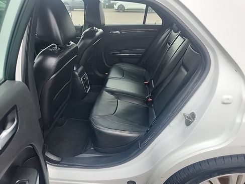 Used 2013 Chrysler 300 AWD w/ Driver Convenience Group image 24