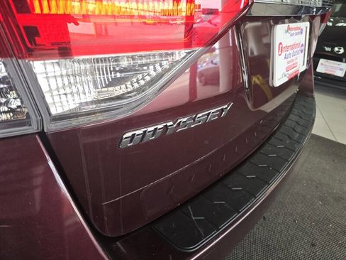 Used 2015 Honda Odyssey EX image 23