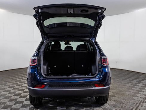 New 2026 Jeep Compass Latitude AWD/4WD image 37