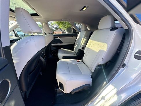 Used 2022 Lexus RX 350L FWD w/ Premium Package image 31