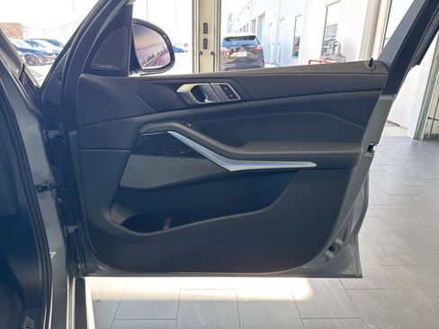 Certified 2026 BMW X5 xDrive50e w/ Executive Package image 59