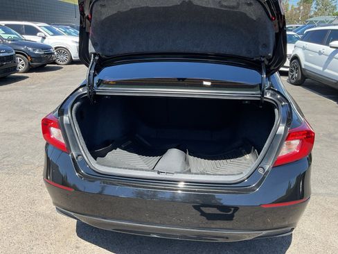 Used 2019 Honda Accord EX image 26