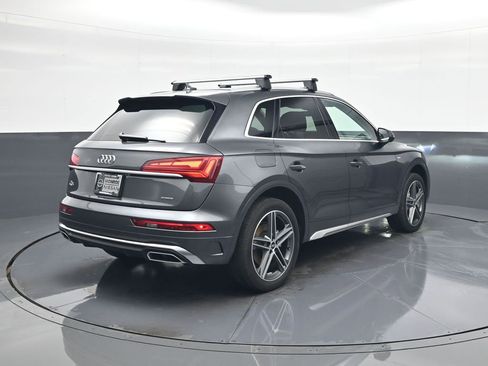 Used 2021 Audi Q5 e Premium Plus w/ Premium Plus Package AWD/4WD image 8