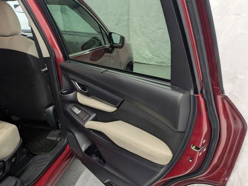 Used 2019 Subaru Ascent Premium image 38