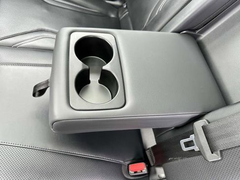 Used 2024 Ford Mustang Mach-E Premium image 16