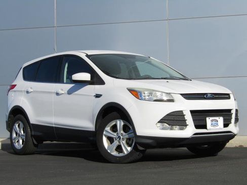 Used 2014 Ford Escape SE image 1