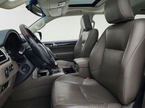 Used 2017 Lexus GX 460 Premium AWD/4WD image 19
