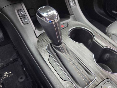 Used 2017 GMC Acadia SLT FWD image 23