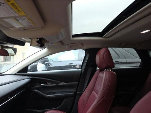 Used 2025 MAZDA CX-30 AWD 2.5 S w/ Preferred Package image 7