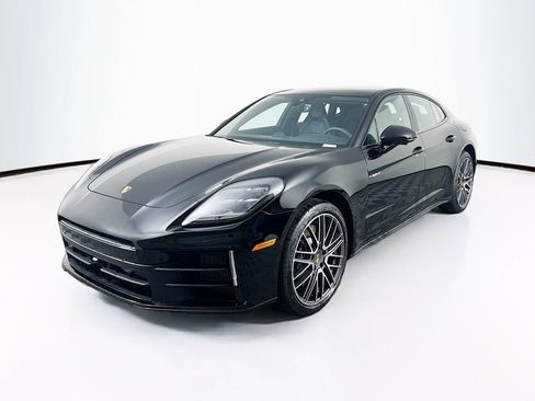 New 2026 Porsche Panamera 4 image 1