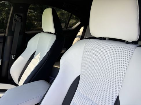 Used 2025 Lexus IS 350 F Sport w/ Navigation Package image 15