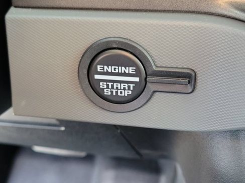 Certified 2024 Ford Bronco Black Diamond AWD/4WD image 26