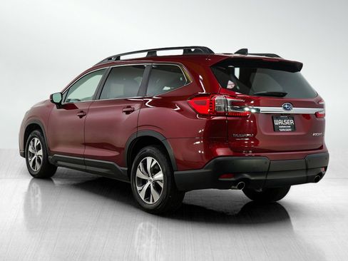 Used 2025 Subaru Ascent Premium image 3