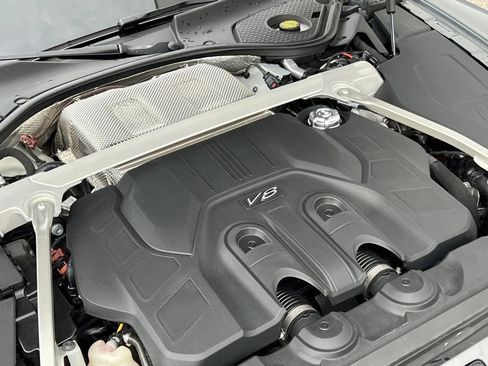 Certified 2025 Bentley Flying Spur Plug-In Hybrid image 63