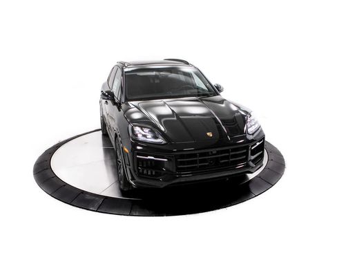 New 2026 Porsche Cayenne GTS AWD/4WD image 22