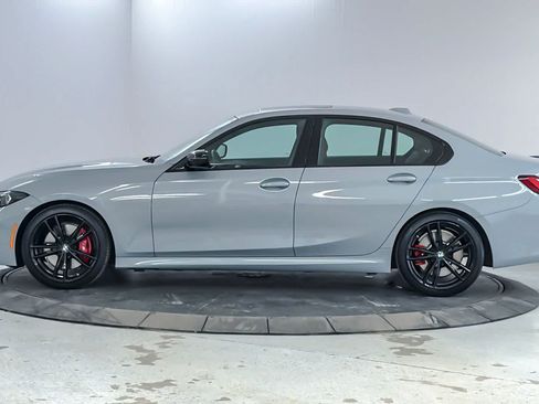 Used 2023 BMW 330i Sedan w/ M Sport Package RWD image 5