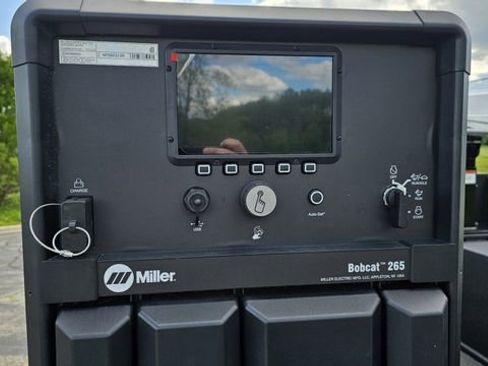 New 2025 Ford F550 XL image 15