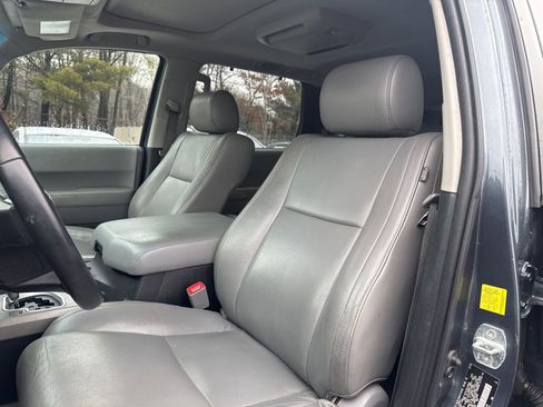 Used 2010 Toyota Sequoia Limited image 10