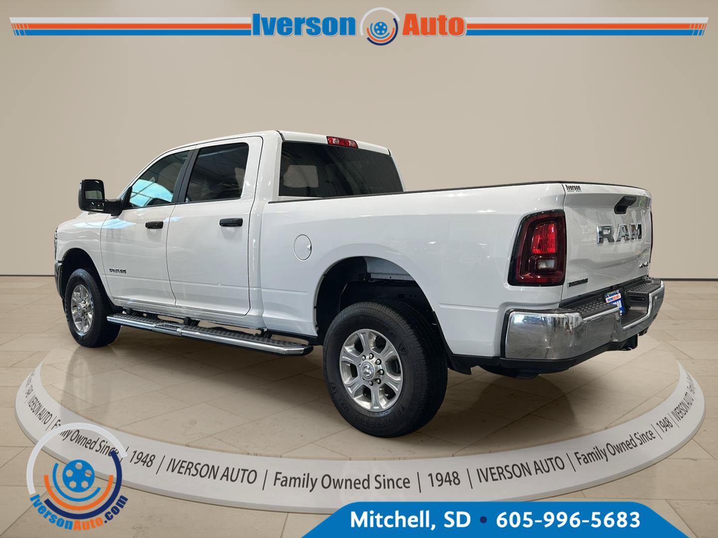 Used 2026 RAM 2500 Big Horn AWD/4WD image 5
