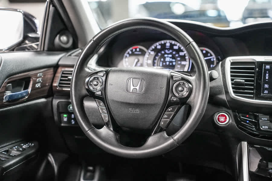 Used 2016 Honda Accord EX-L image 16