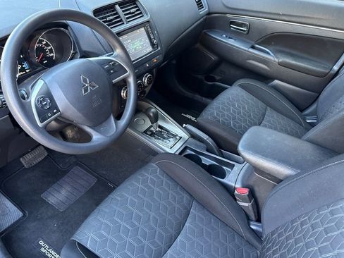 Used 2022 Mitsubishi Outlander Sport ES image 3