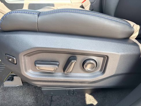 New 2026 Toyota Tundra Platinum AWD/4WD image 17