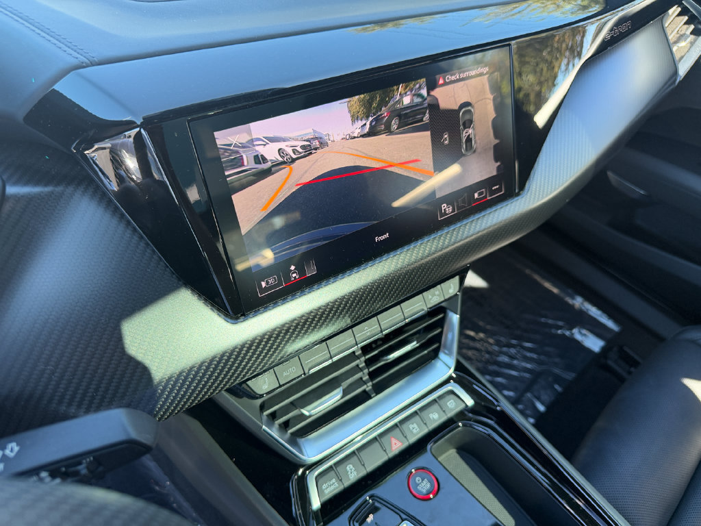 Used 2022 Audi e-tron GT Prestige w/ Prestige Package AWD/4WD image 21