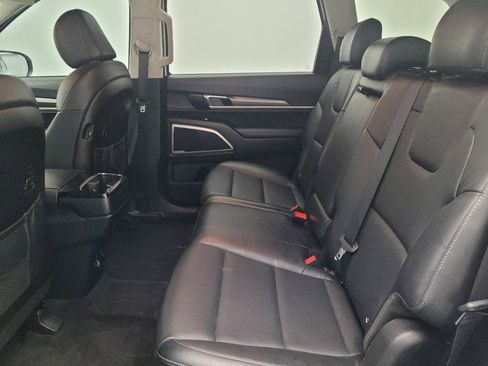 Used 2022 Kia Telluride LX FWD image 18