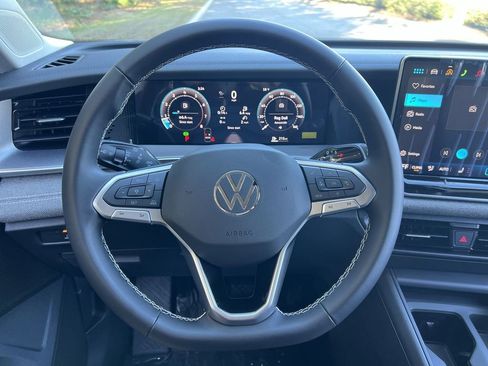 New 2026 Volkswagen Tiguan S image 14