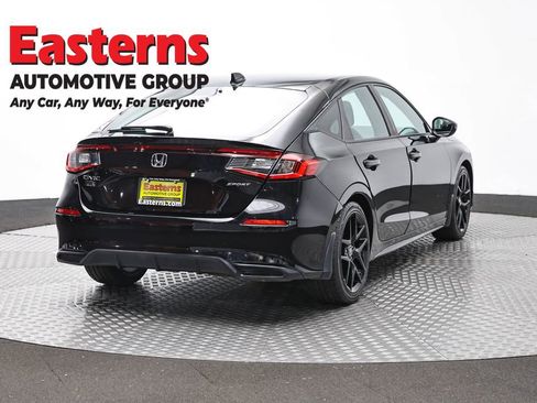 Used 2022 Honda Civic Sport image 5