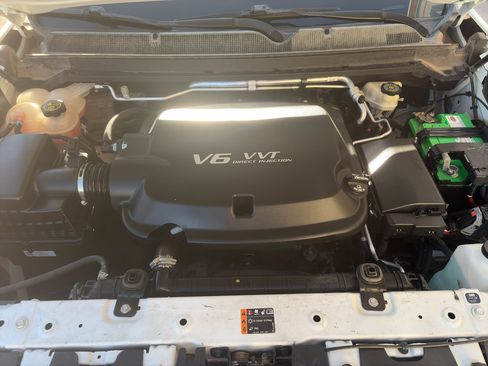 Used 2017 Chevrolet Colorado W/T w/ WT Convenience Package RWD image 29