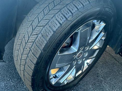 Used 2017 GMC Acadia Limited SLT image 37