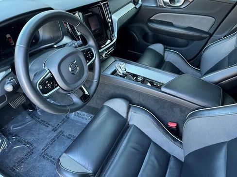 Used 2024 Volvo S60 B5 Plus image 10