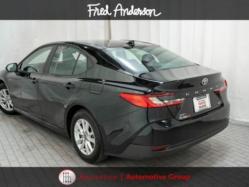 Used 2025 Toyota Camry LE FWD image 3