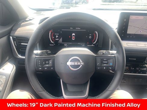 Certified 2025 Nissan Rogue SL w/ Tech Package AWD/4WD image 21