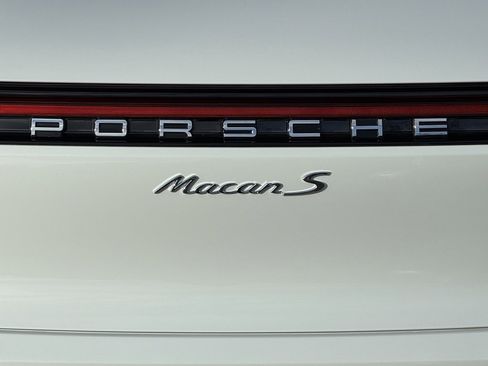 New 2026 Porsche Macan S image 27