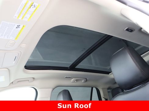 Used 2024 Lincoln Aviator 2WD w/ Premium Package image 28