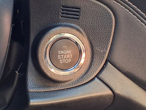 Certified 2025 Subaru Outback Premium image 11