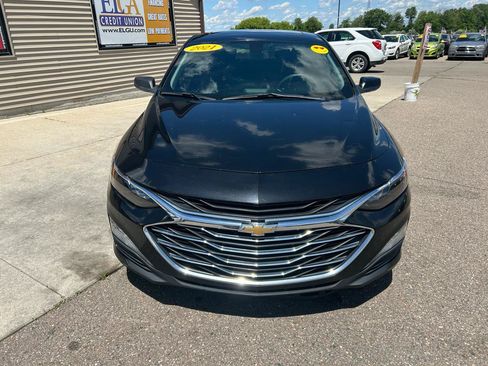 Used 2021 Chevrolet Malibu LT FWD image 2