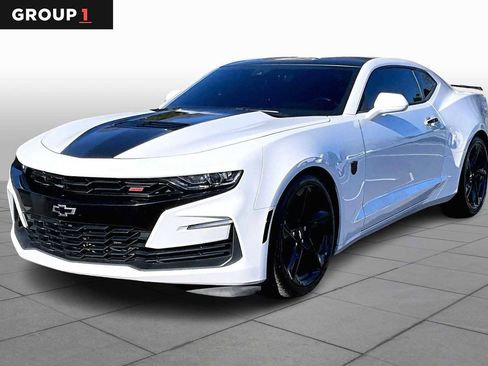 Used 2019 Chevrolet Camaro SS image 1